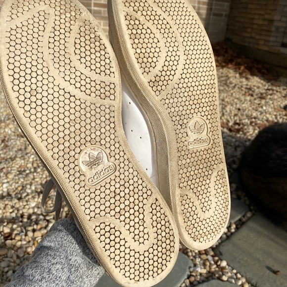 Adidas Stan Smith, White With Navy Blue Men’s - Picture 3 of 8